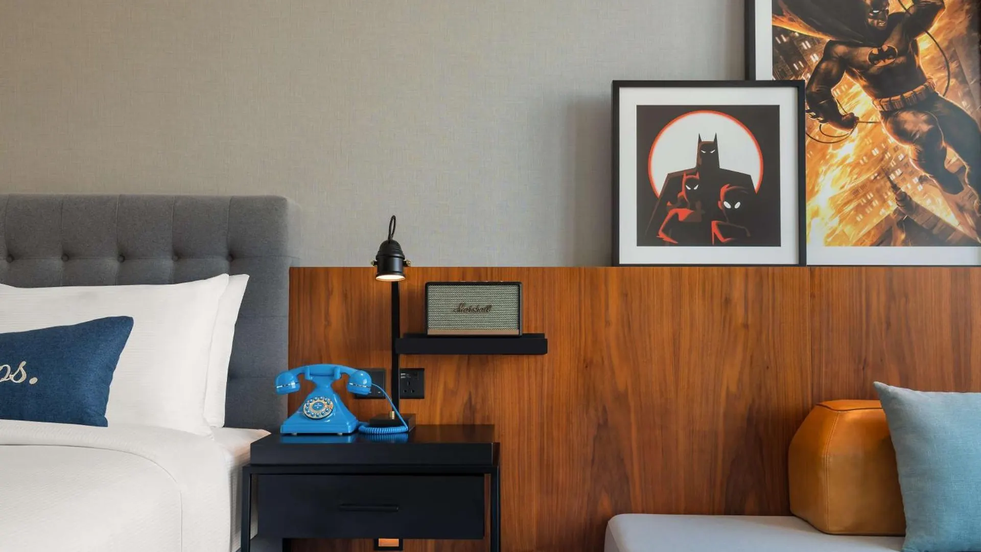 Отель The Wb Abu Dhabi, Curio Collection By Hilton