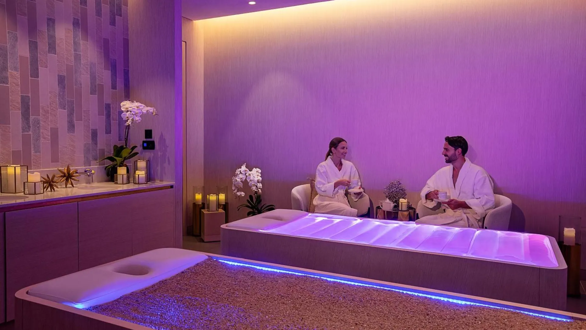 *****  The Wb Abu Dhabi, Curio Collection By Hilton Hotell Förenade Arabemiraten