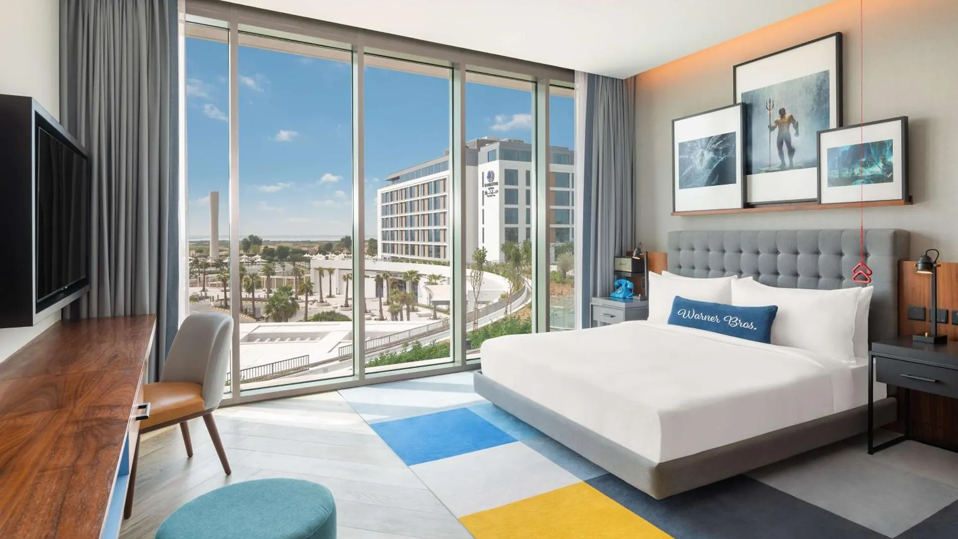 Hotel The Wb Abu Dhabi, Curio Collection By Hilton
